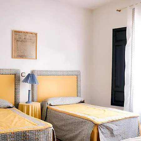 Holiday home Charming House In With Terrace And Fireplace