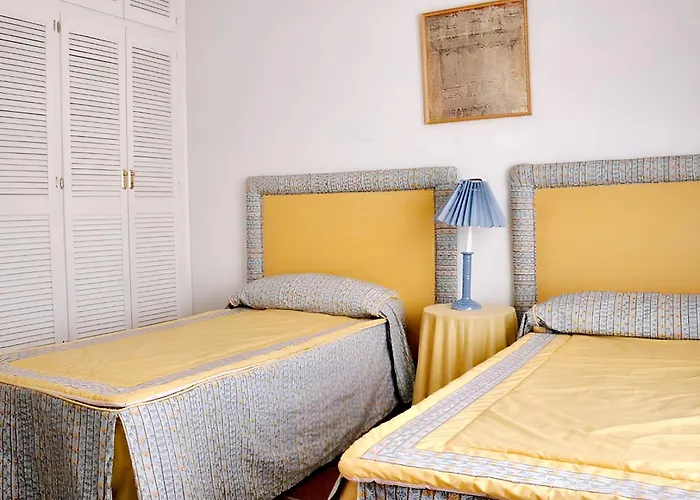 Charming House In With Terrace And Fireplace Prázdninový dům *